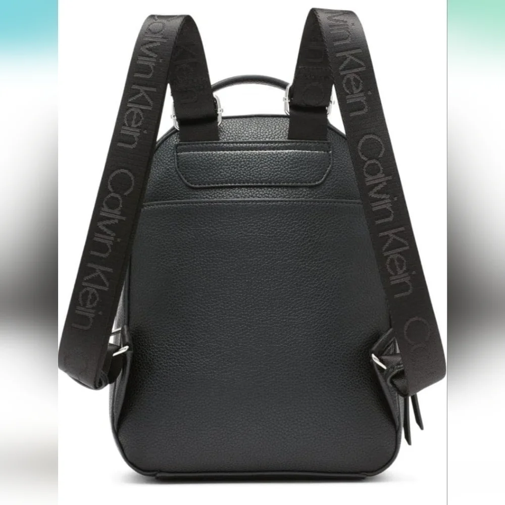 CALVIN KLEIN NWT Estelle Novelty Black & White Backpack